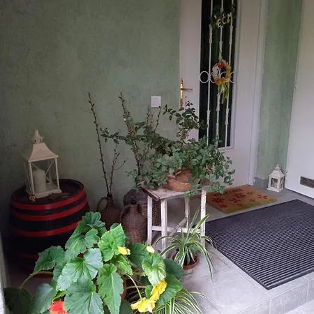 Guest house Valeria Vendeghaz *