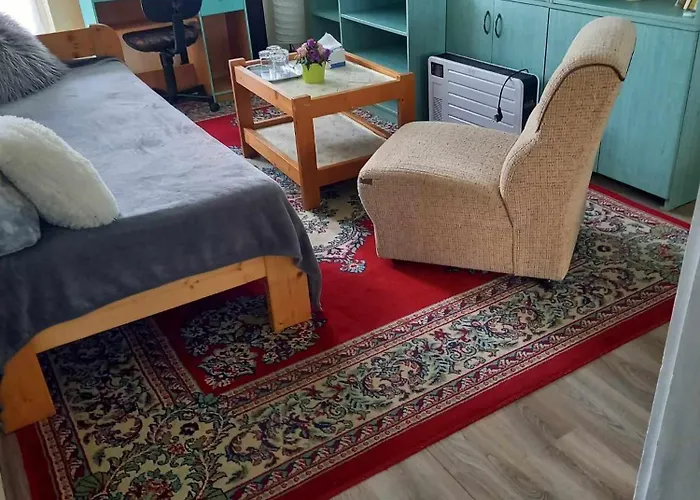 Valeria Vendeghaz 3*